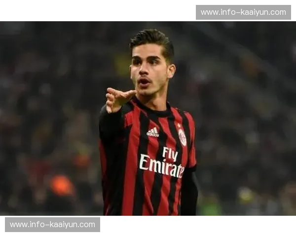 十年来首度22轮后登顶 朗斯打破大巴黎对榜首的长期垄断